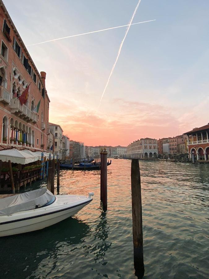 Friari Suite-Luxury Apt. Close To Rialto Bridge Venise Extérieur photo